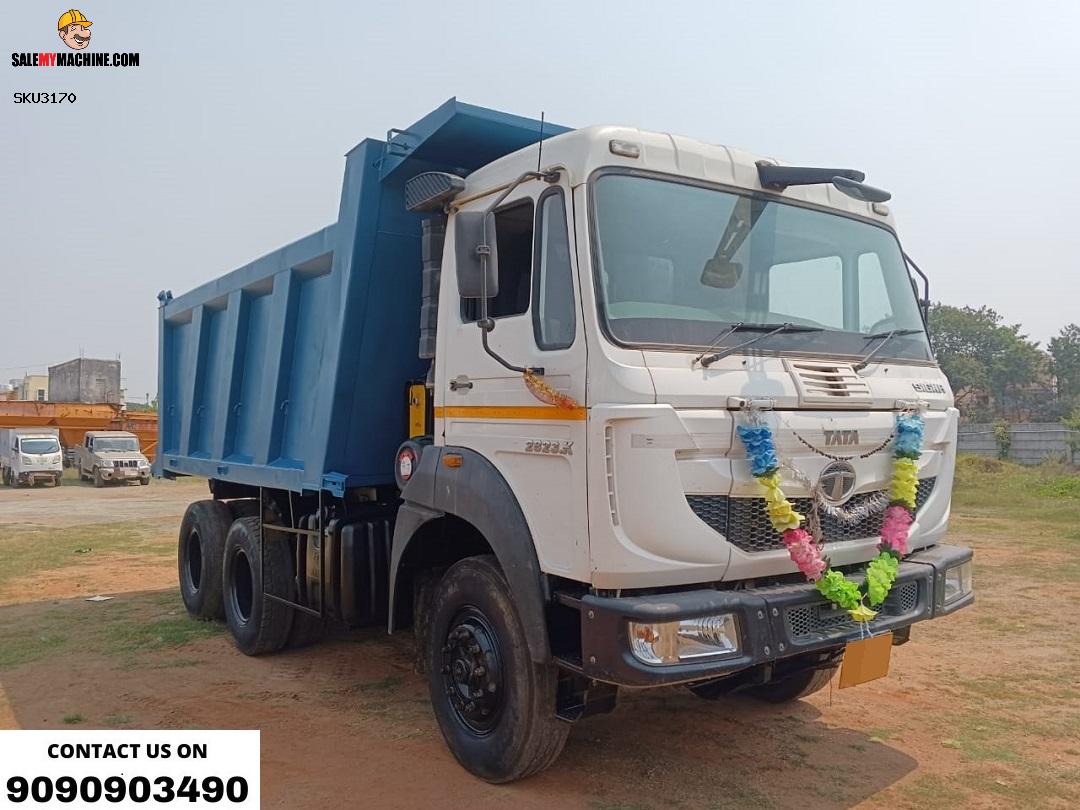 TATA SIGNA 10 WHEELER TIPPER